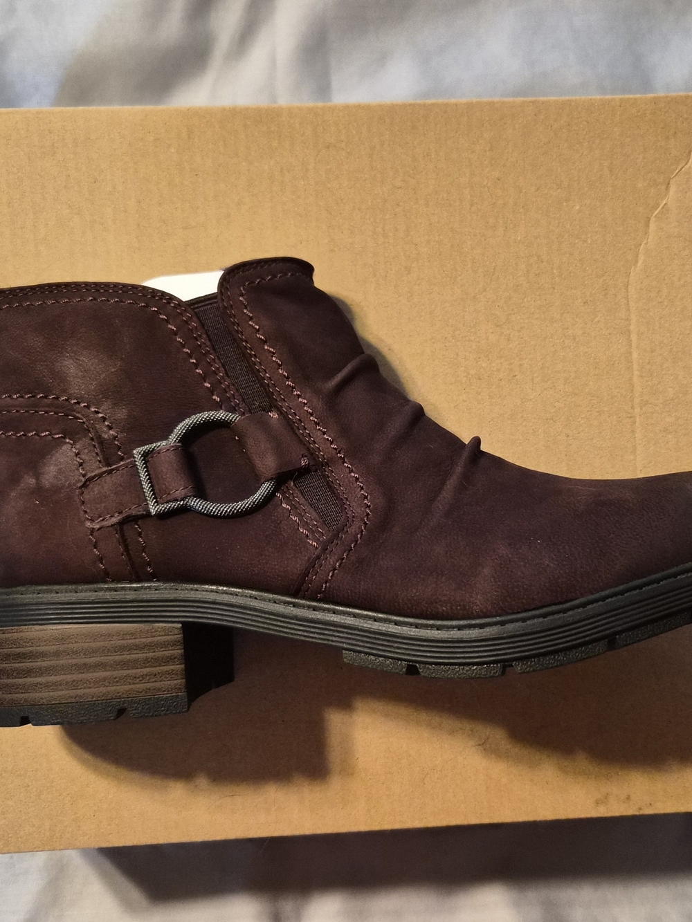 NIB Clarks Women's Dark Burgundy Suede Ankle Boot